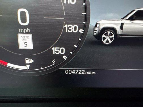 Borasco Grey Metallic 2026 Land Rover Defender P400 X-Dynamic SE