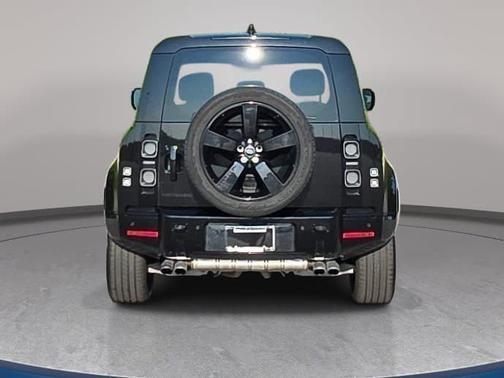 Santorini Black Metallic 2025 Land Rover Defender 110 V8