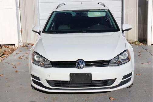 2015 Volkswagen Golf SportWagen TDI S 4-Door