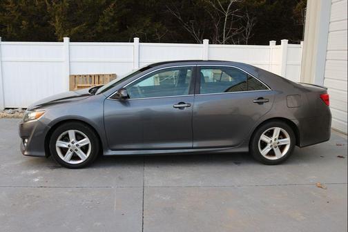 2013 Toyota Camry SE