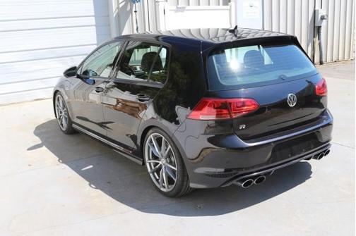2017 Volkswagen Golf R 2.0T Manual