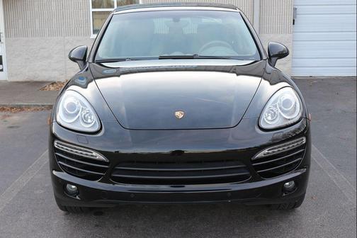 2014 Porsche Cayenne Platinum Edition