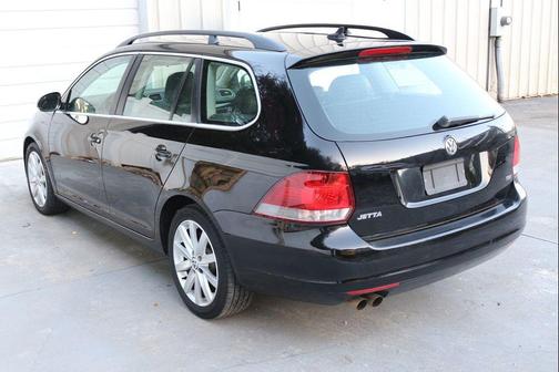 2011 Volkswagen Jetta SportWagen TDI