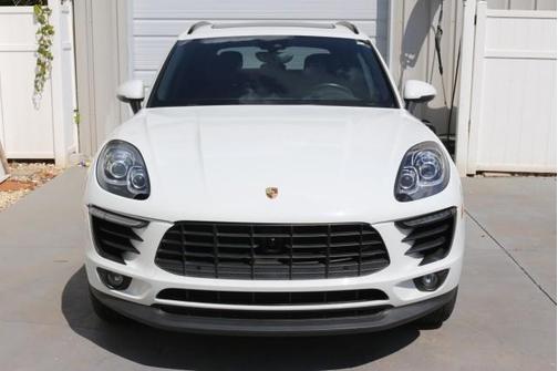 2018 Porsche Macan AWD