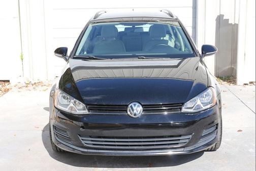 2016 Volkswagen Golf SportWagen TSI S 4-Door