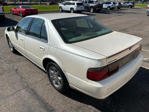 2002 Cadillac Seville Base