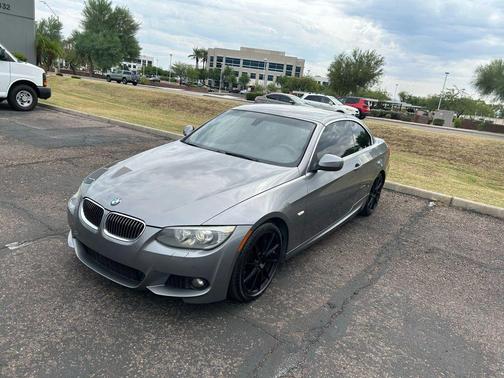 2011 BMW 335 335i Convertible 2D