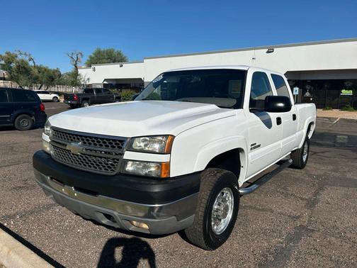 2005 Chevrolet Silverado 2500 LS H/D Crew Cab