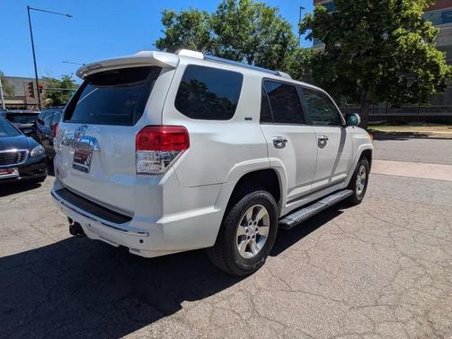 Blizzard Pearl 2012 Toyota 4Runner SR5