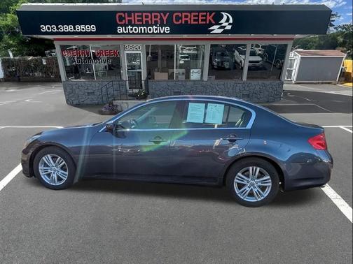 2011 INFINITI G37 Journey