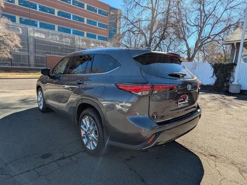 2021 Toyota Highlander Limited