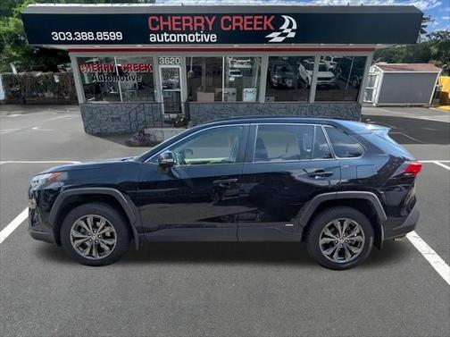 2022 Toyota RAV4 Hybrid XLE Premium
