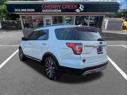 2017 Ford Explorer Platinum