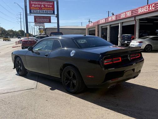 2019 Dodge Challenger SXT