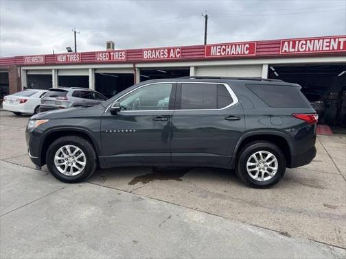 2021 Chevrolet Traverse LT Leather