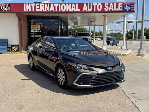 2020 Toyota Camry LE