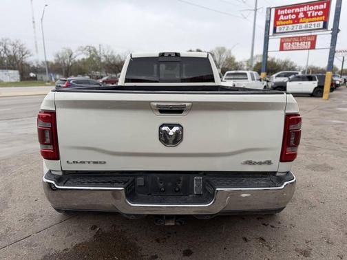 2022 RAM 3500 Limited Crew Cab 4x4 8' Box