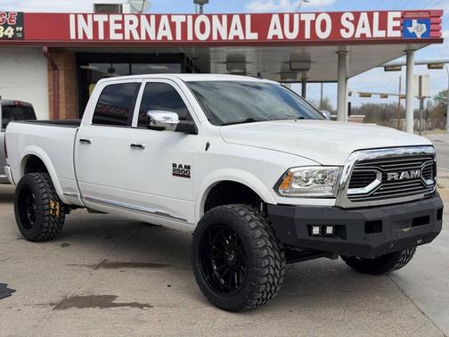 2017 RAM 2500 Limited Crew Cab 4x4 6'4' Box
