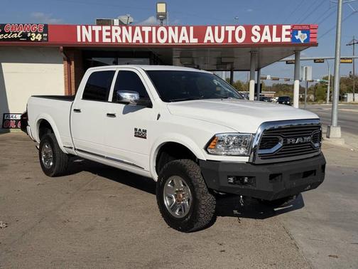 2017 RAM 2500 Limited Crew Cab 4x4 6'4' Box