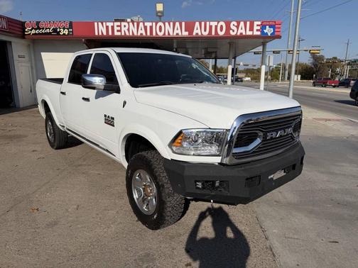 2017 RAM 2500 Limited Crew Cab 4x4 6'4' Box