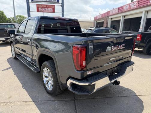 Dark Sky Metallic 2021 GMC Sierra 1500 SLT