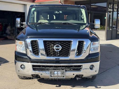 2019 Nissan NV Passenger NV3500 HD SL V8