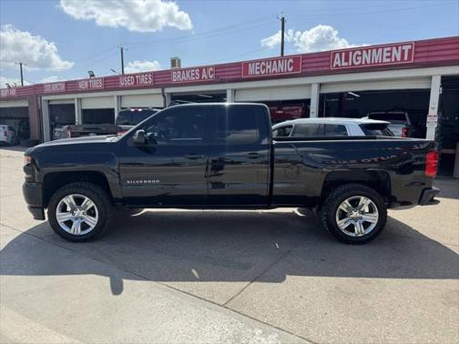 2017 Chevrolet Silverado 1500 Custom