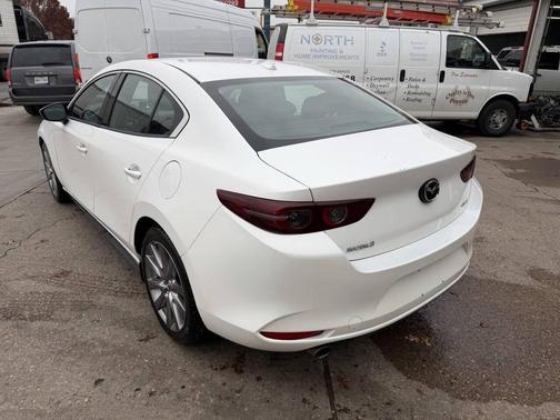2019 Mazda Mazda3 FWD w/Premium Package