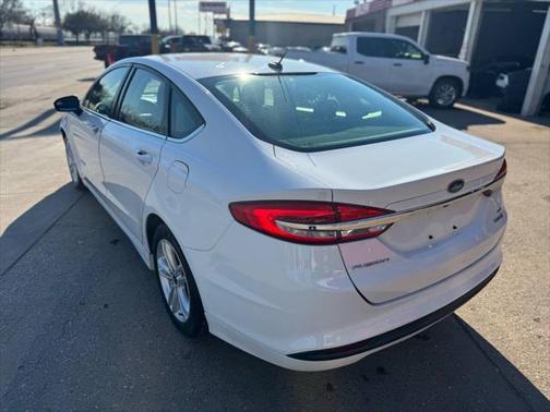 2018 Ford Fusion Hybrid SE