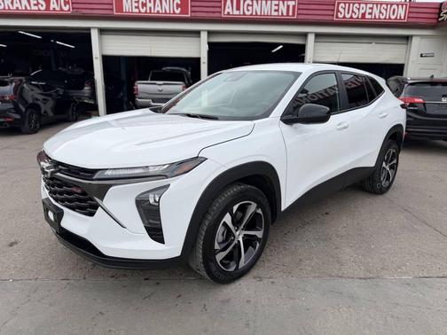 2024 Chevrolet Trax FWD 1RS