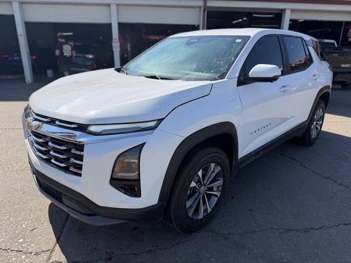 Summit White 2025 Chevrolet Equinox 1LT