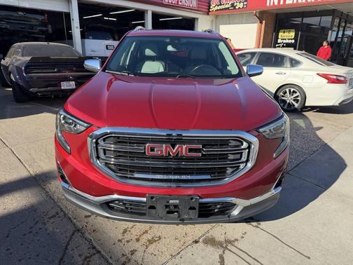 2020 GMC Terrain SLT