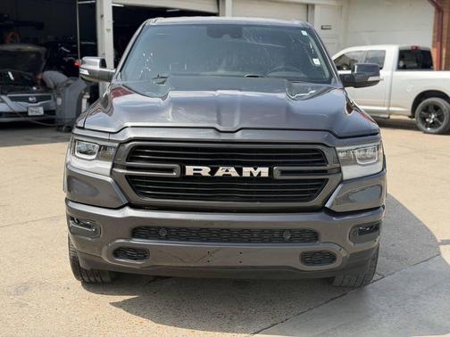 Granite Crystal Metallic Clearcoat 2022 RAM 1500 Laramie