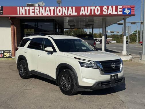 2022 Nissan Pathfinder SV 2WD