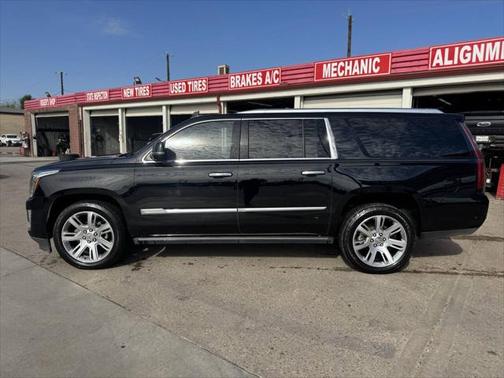 2017 Cadillac Escalade ESV Premium Luxury
