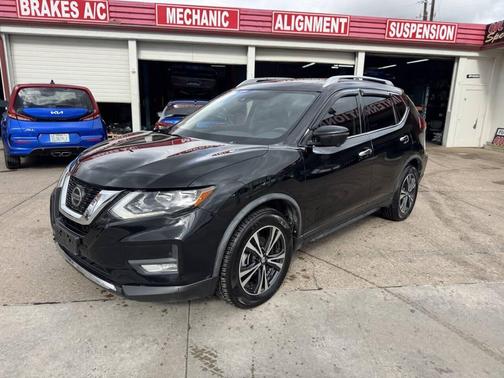2020 Nissan Rogue SV