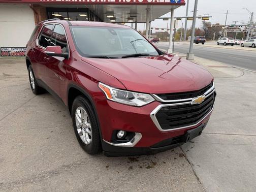 2021 Chevrolet Traverse LT Cloth