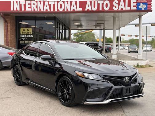Midnight Black Metallic 2021 Toyota Camry XSE