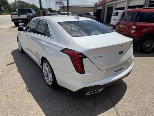 2022 Cadillac CT4 Luxury