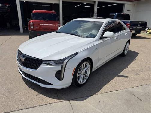 2022 Cadillac CT4 Luxury