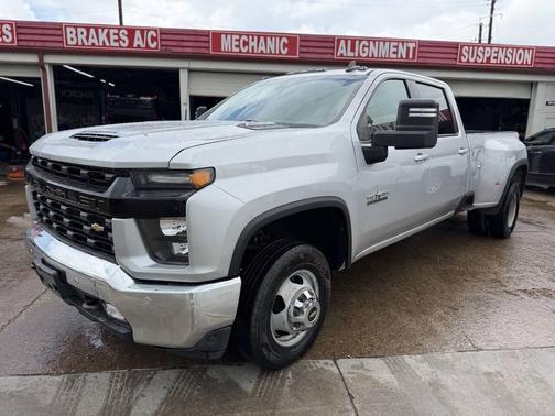 Silver Ice Metallic 2021 Chevrolet Silverado 3500 LT