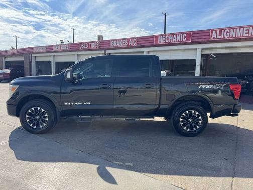 2018 Nissan Titan PRO-4X