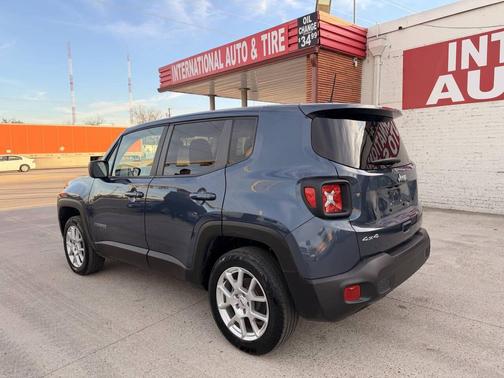 2023 Jeep Renegade Latitude