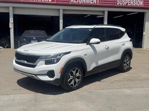2022 Kia Seltos EX
