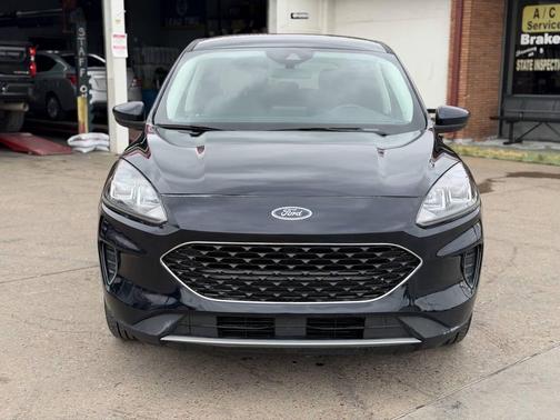 Antimatter Blue Metallic 2021 Ford Escape SE