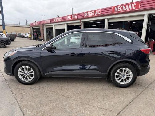 Antimatter Blue Metallic 2021 Ford Escape SE