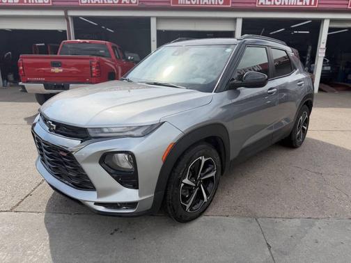 Sterling Gray Metallic 2023 Chevrolet Trailblazer RS