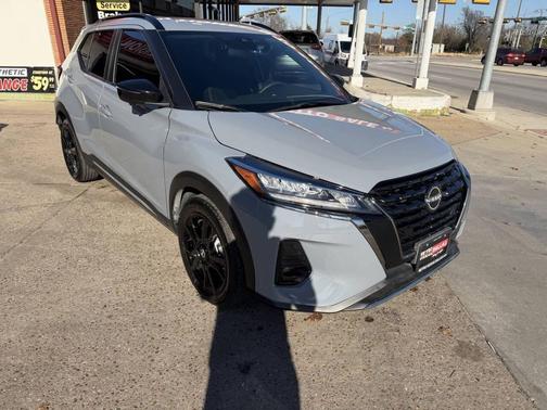 2024 Nissan Kicks SR