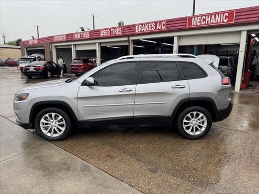 2021 Jeep Cherokee Latitude