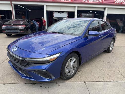 Intense Blue 2025 Hyundai ELANTRA SE